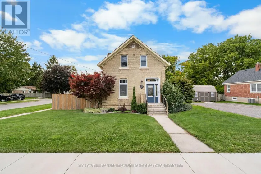 Detached at 383 WILLIAM STREET, South Huron