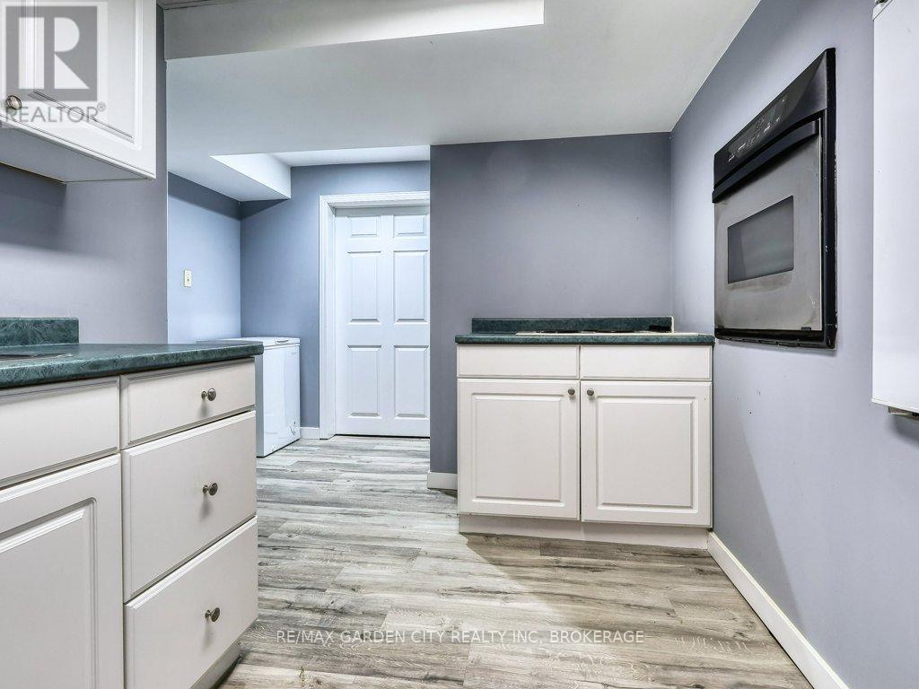 Detached at 20 CONSIGLIA DRIVE, St. Catharines