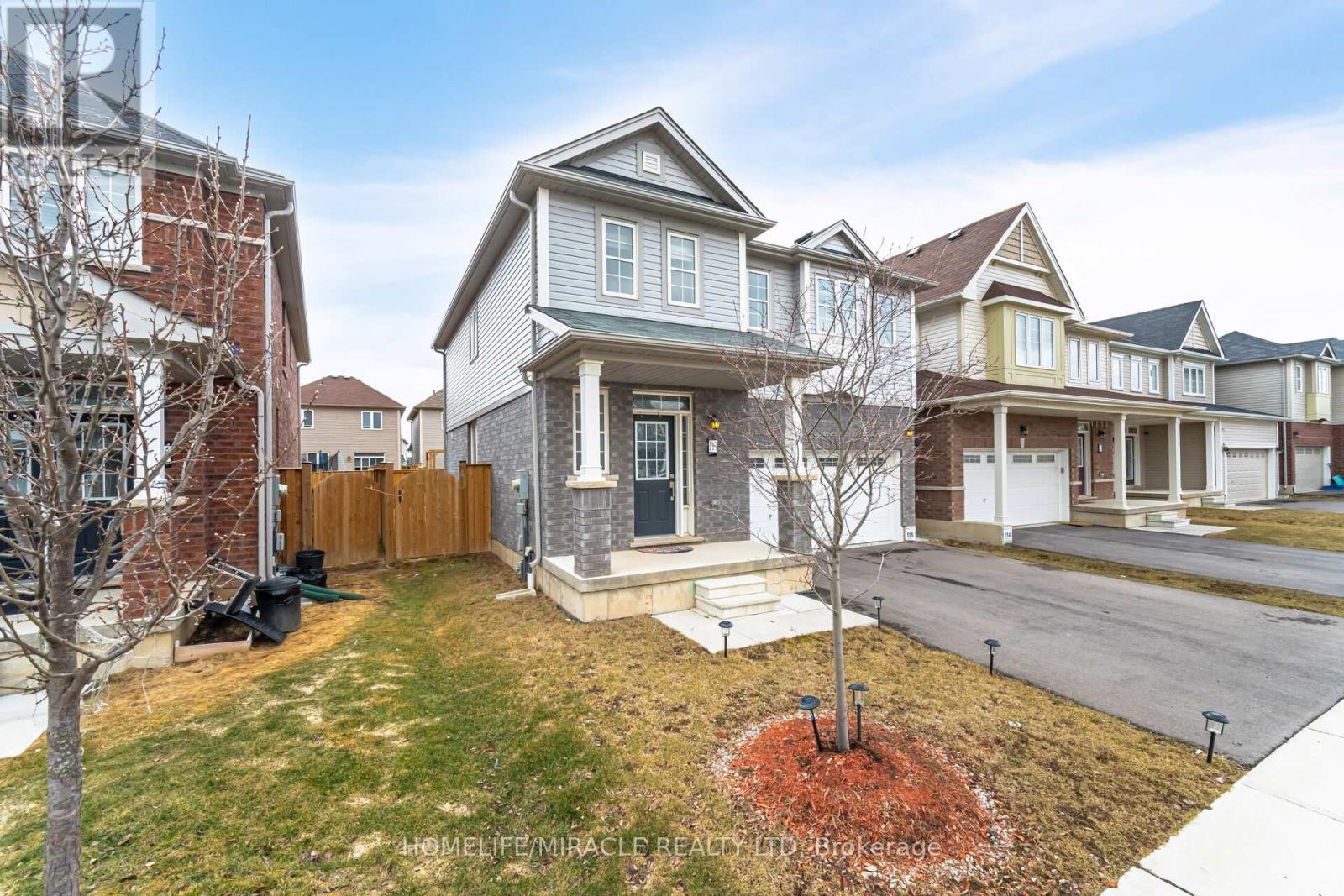 Detached at 117 LONGBOAT RUN W, Brantford