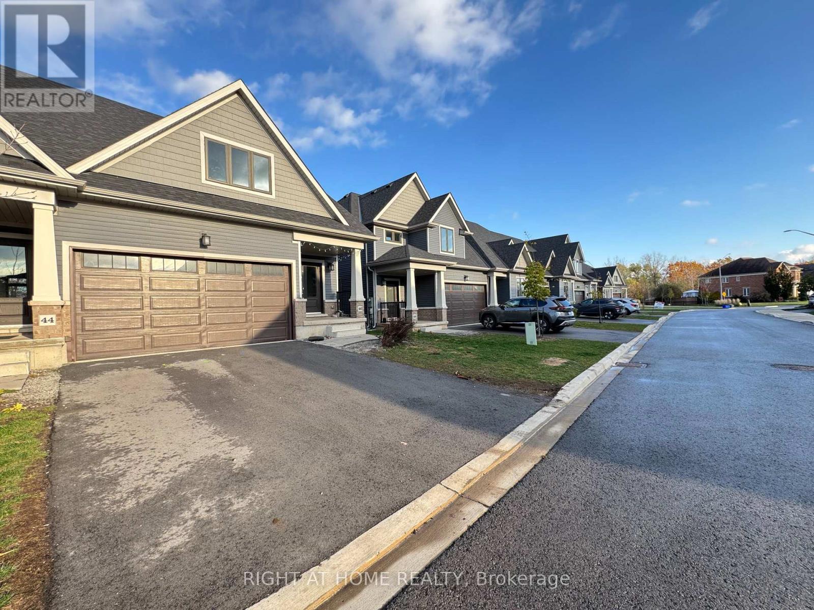 Townhouse at 46 - 4311 MANN STREET, Niagara Falls (Lyons Creek)