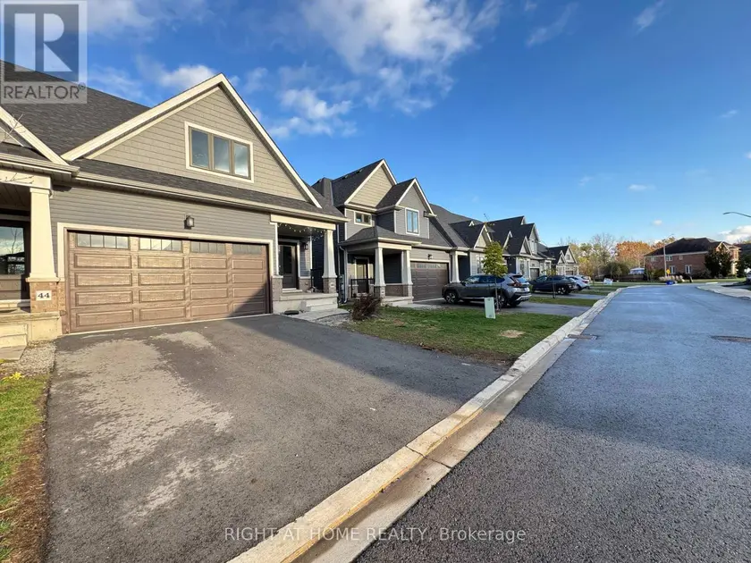 Townhouse at 46 - 4311 MANN STREET, Niagara Falls