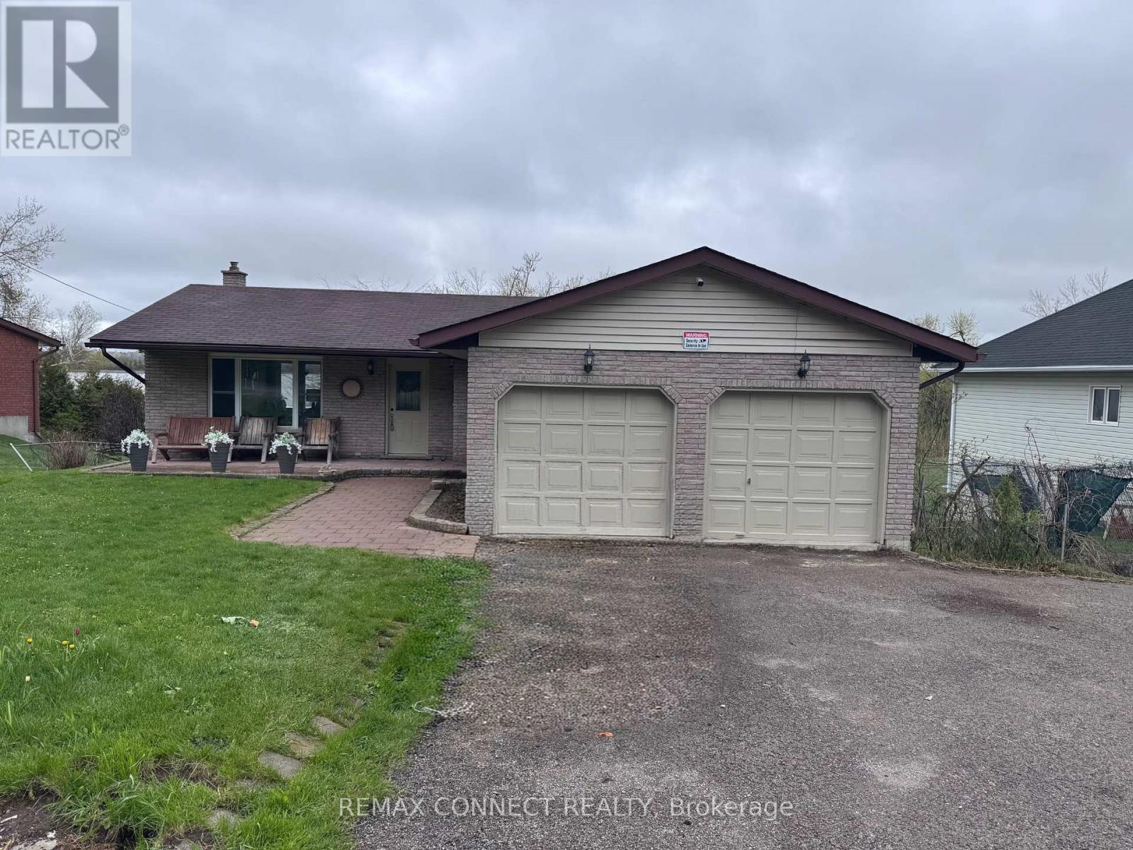 Detached at 36 HELEN DRIVE, Kawartha Lakes (Omemee)