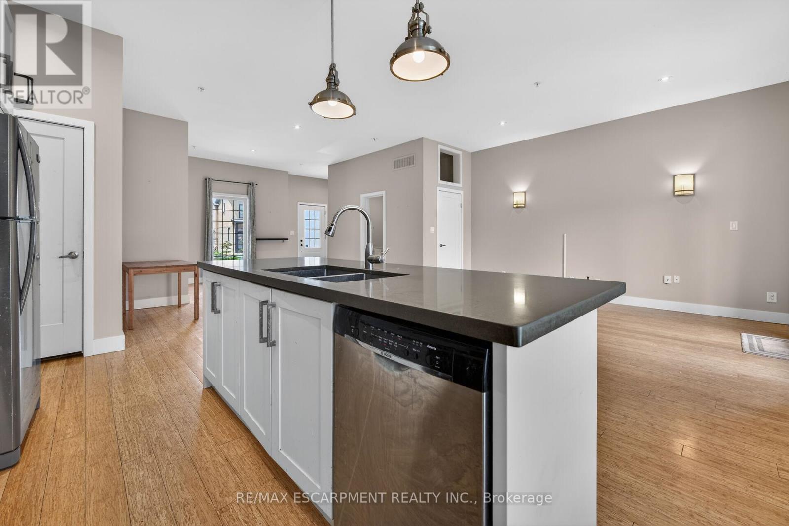 Multiplex at 167 WALNUT STREET S, Hamilton