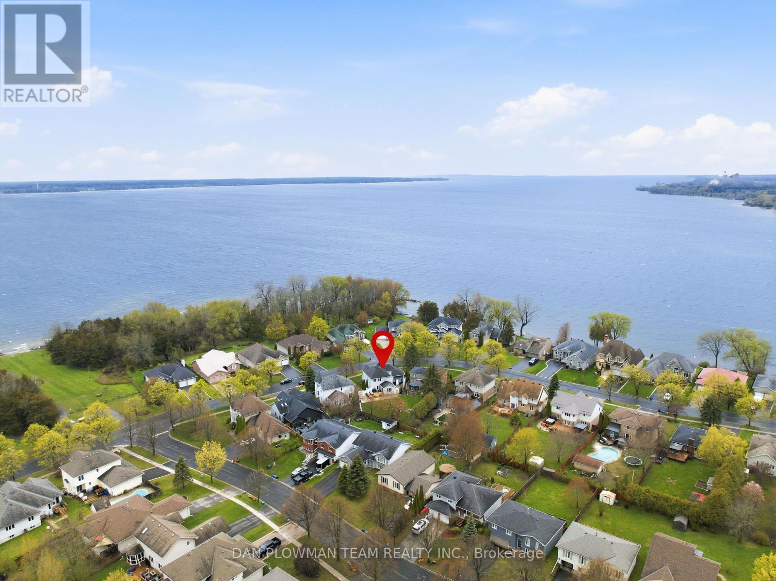 Detached at 28 BAYSHORE DRIVE, Loyalist (Bath)