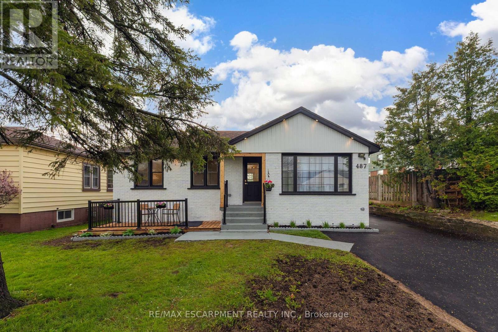 Detached at 487 EAST 37TH STREET, Hamilton (Macassa)