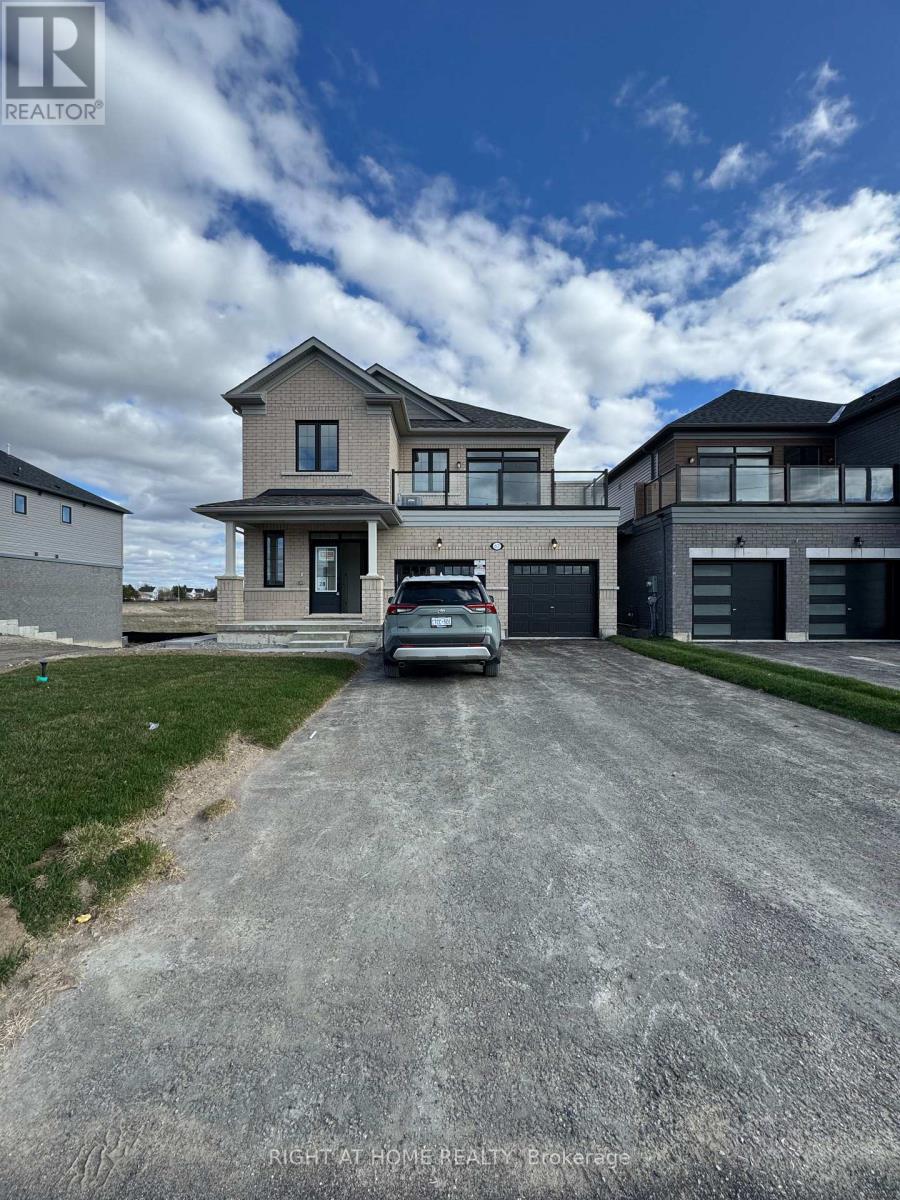 Detached at 62 DEBOIS ST MAIN UNIT STREET, Kawartha Lakes (Lindsay)