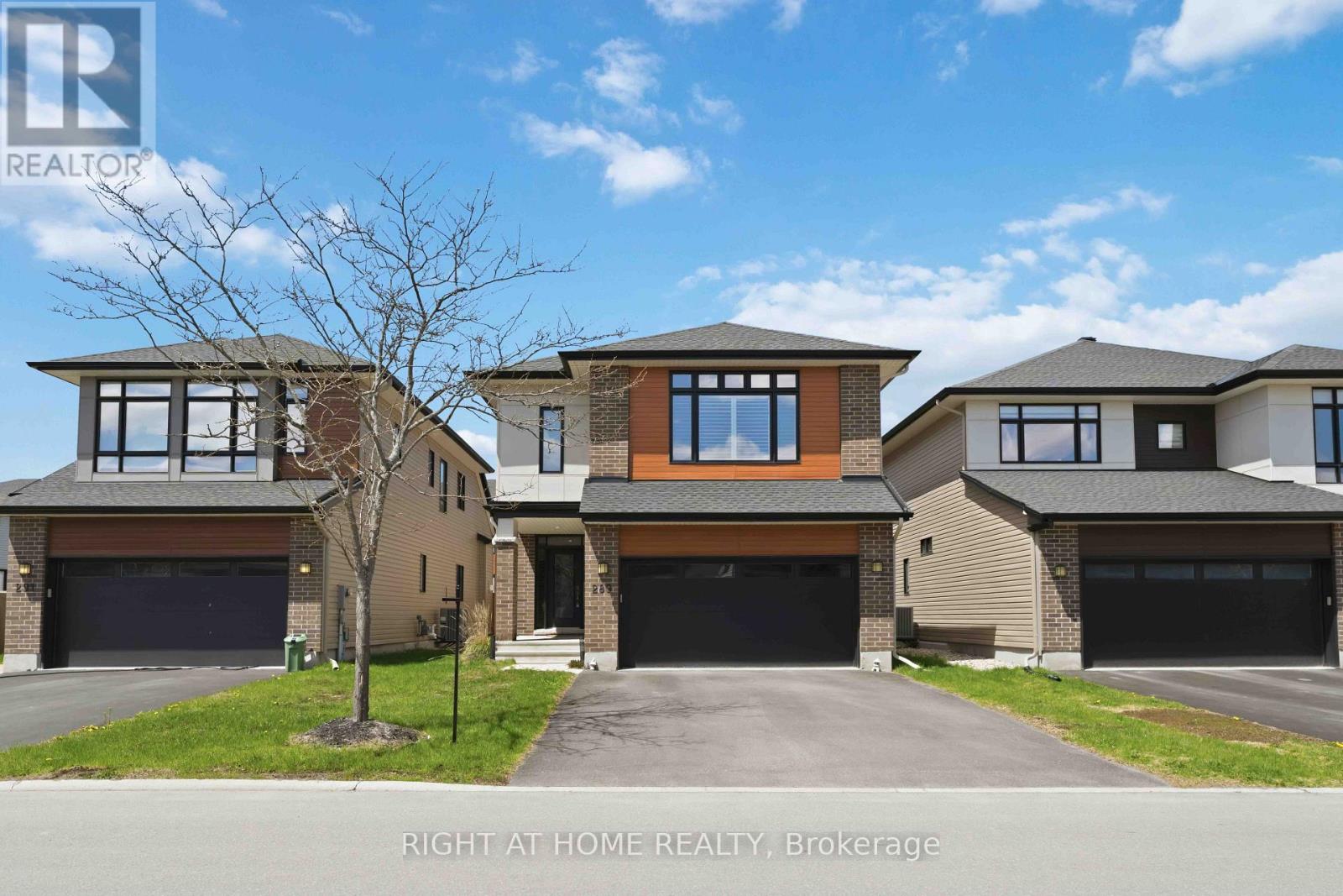 Detached at 289 MOUNT NEBO WAY, Ottawa