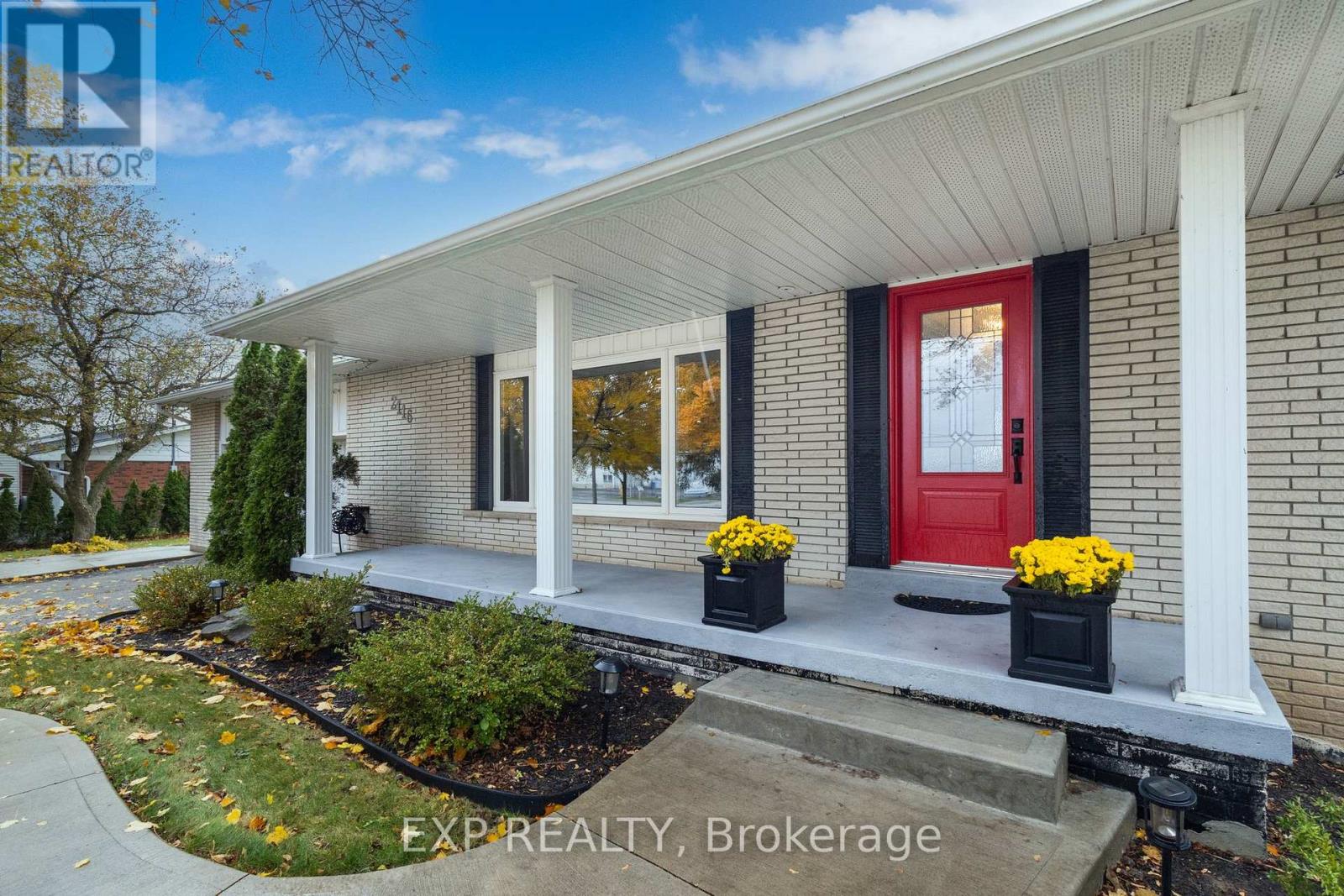Detached at 2116 BINBROOK ROAD E, Hamilton