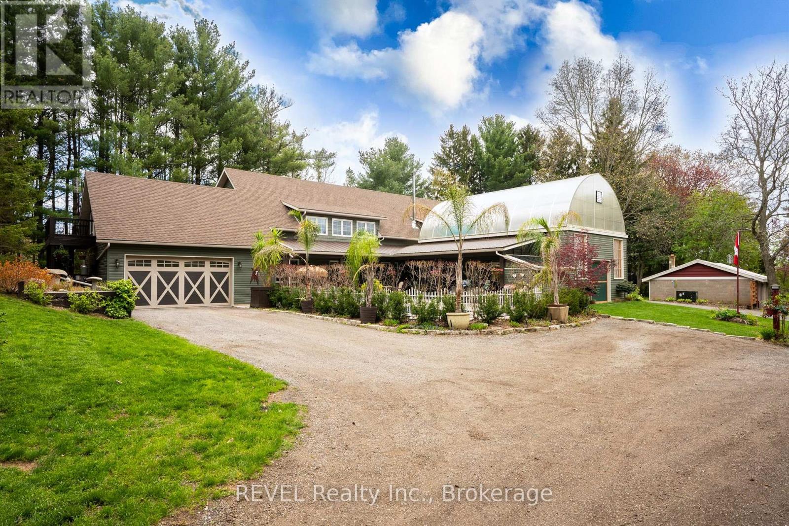 Detached at 573 CANBORO ROAD, Pelham (Fenwick)