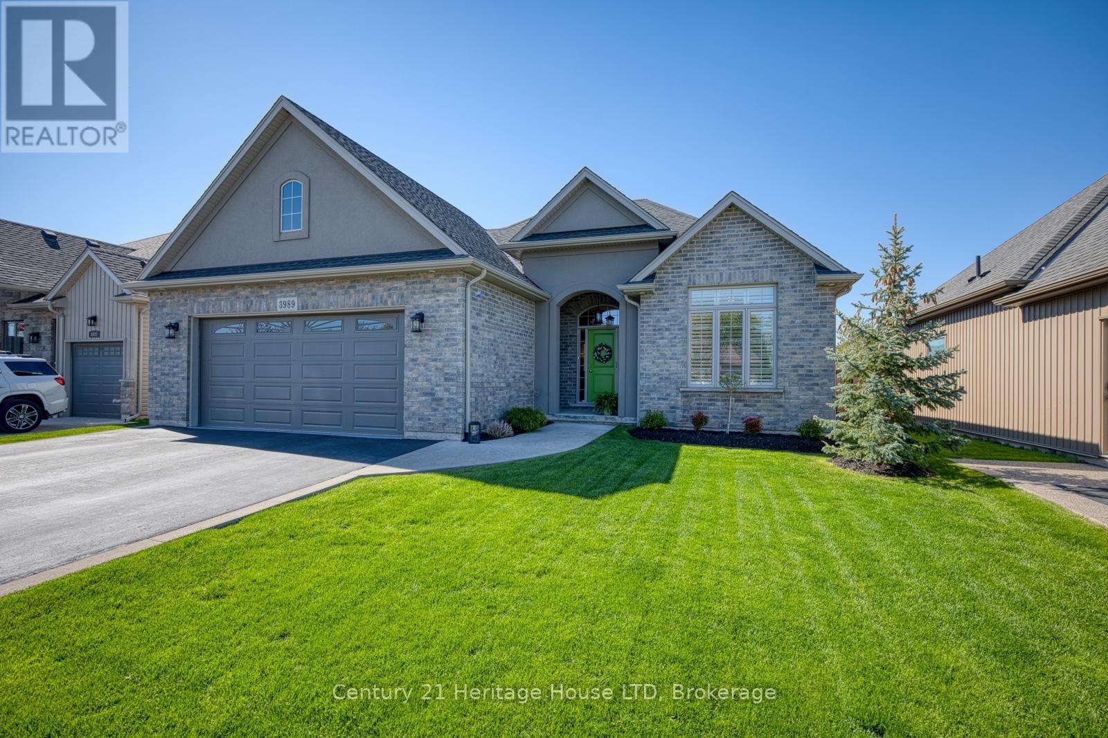 Detached at 3989 VILLAGE CREEK DRIVE, Fort Erie (Stevensville)