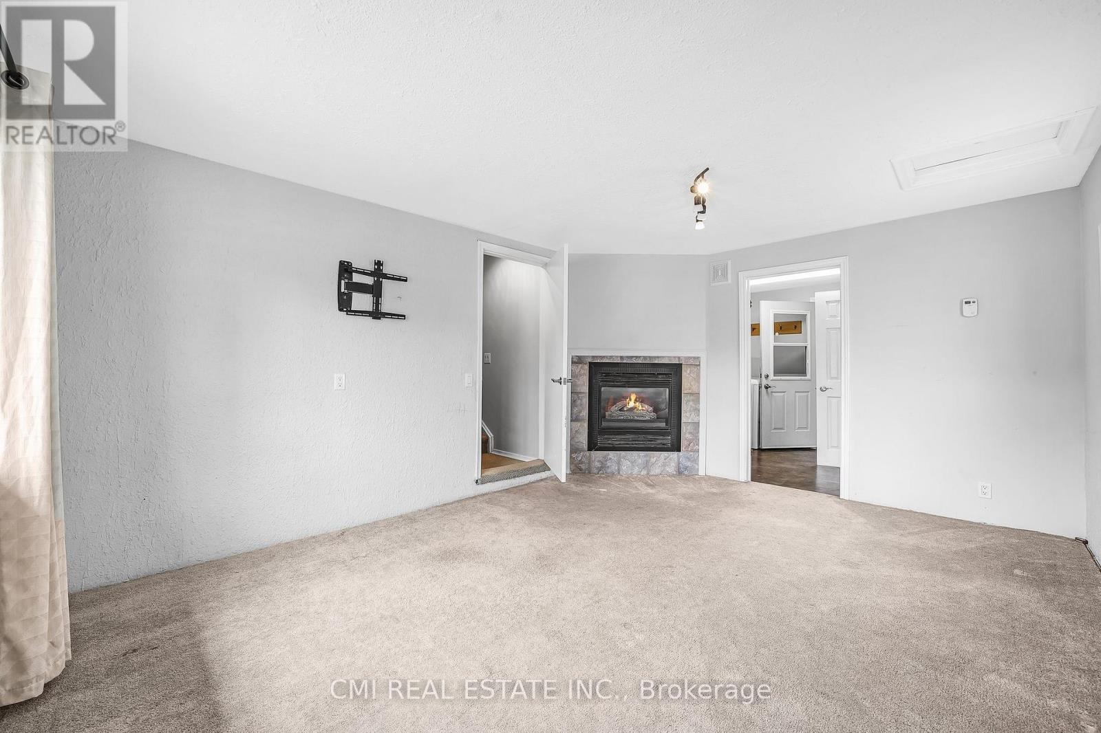 Detached at 96 ELGIN STREET, Kawartha Lakes