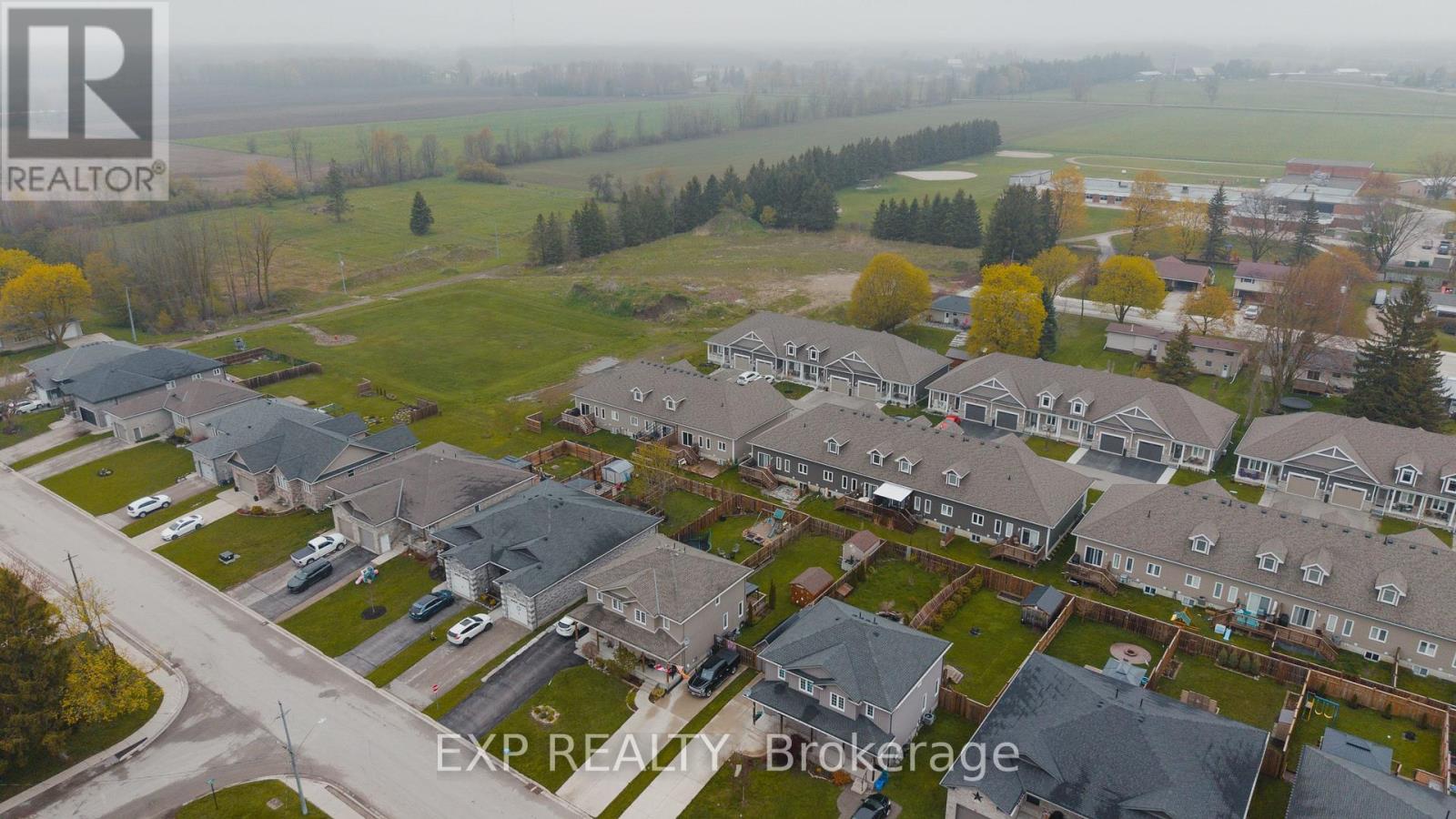 Townhouse at 18 - 24 GEORGE STREET N, Minto