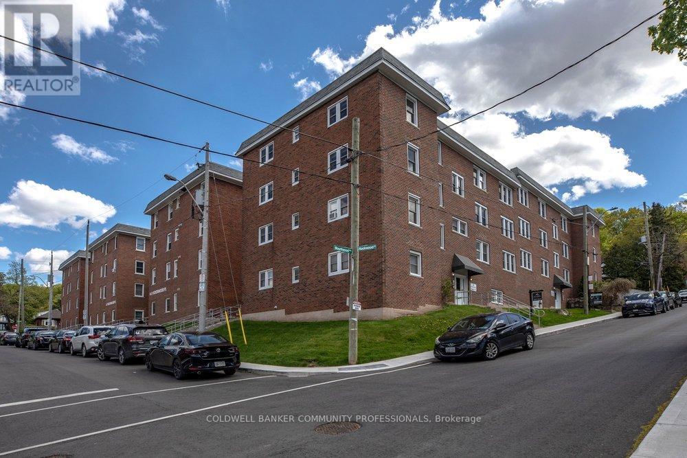 Apartment at 7 - 21 MOUNTWOOD AVENUE, Hamilton (Corktown)