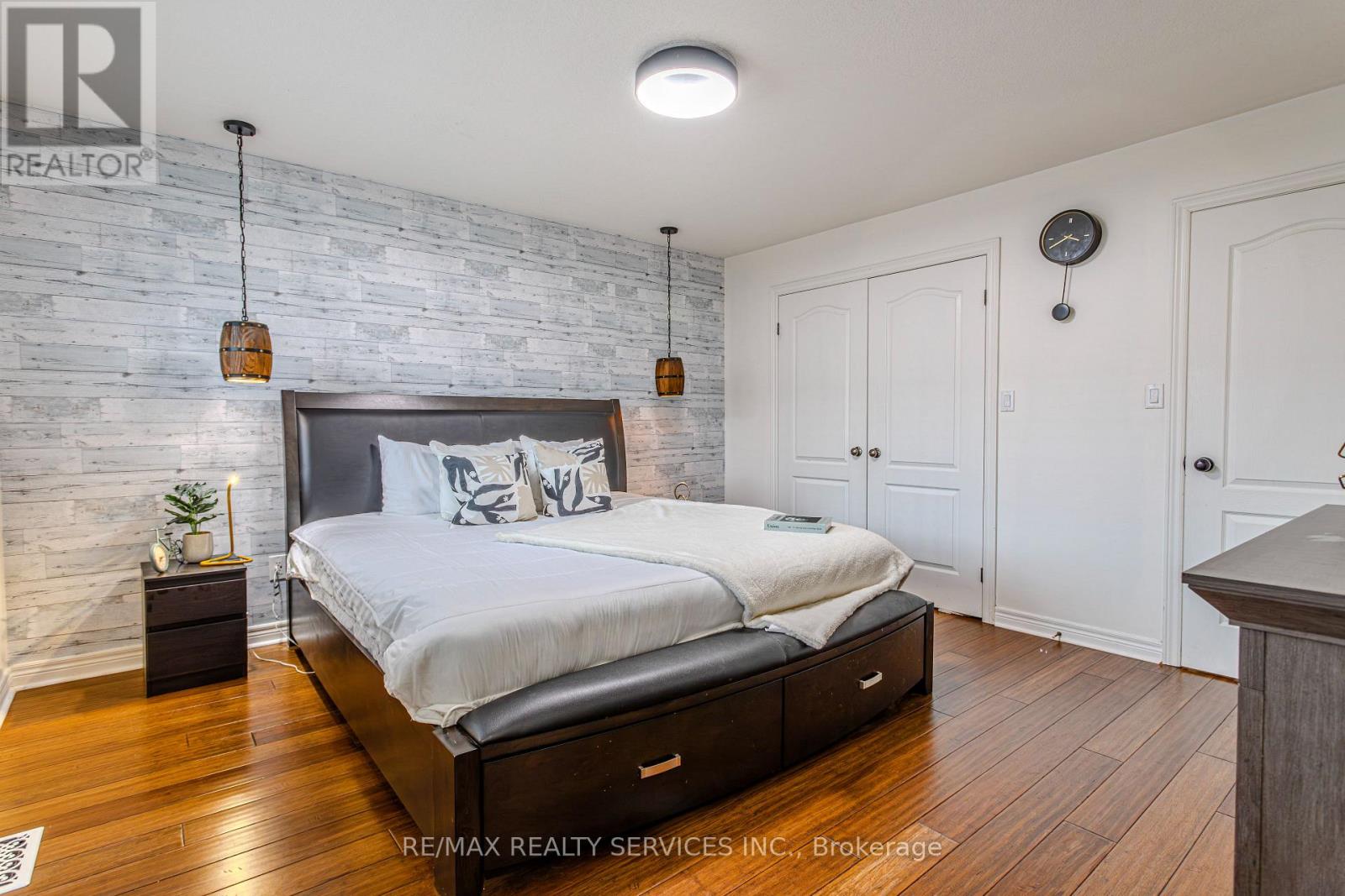 Townhouse at 49 MARINA POINT CRESCENT N, Hamilton