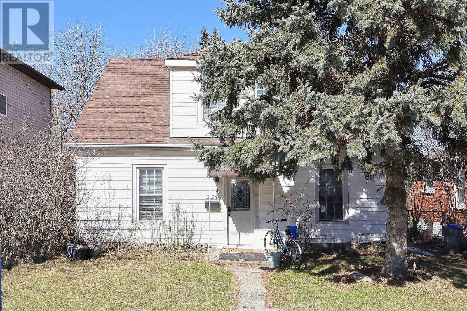 Detached at 224 BROADWAY AVENUE, Hamilton (Ainslie Wood)