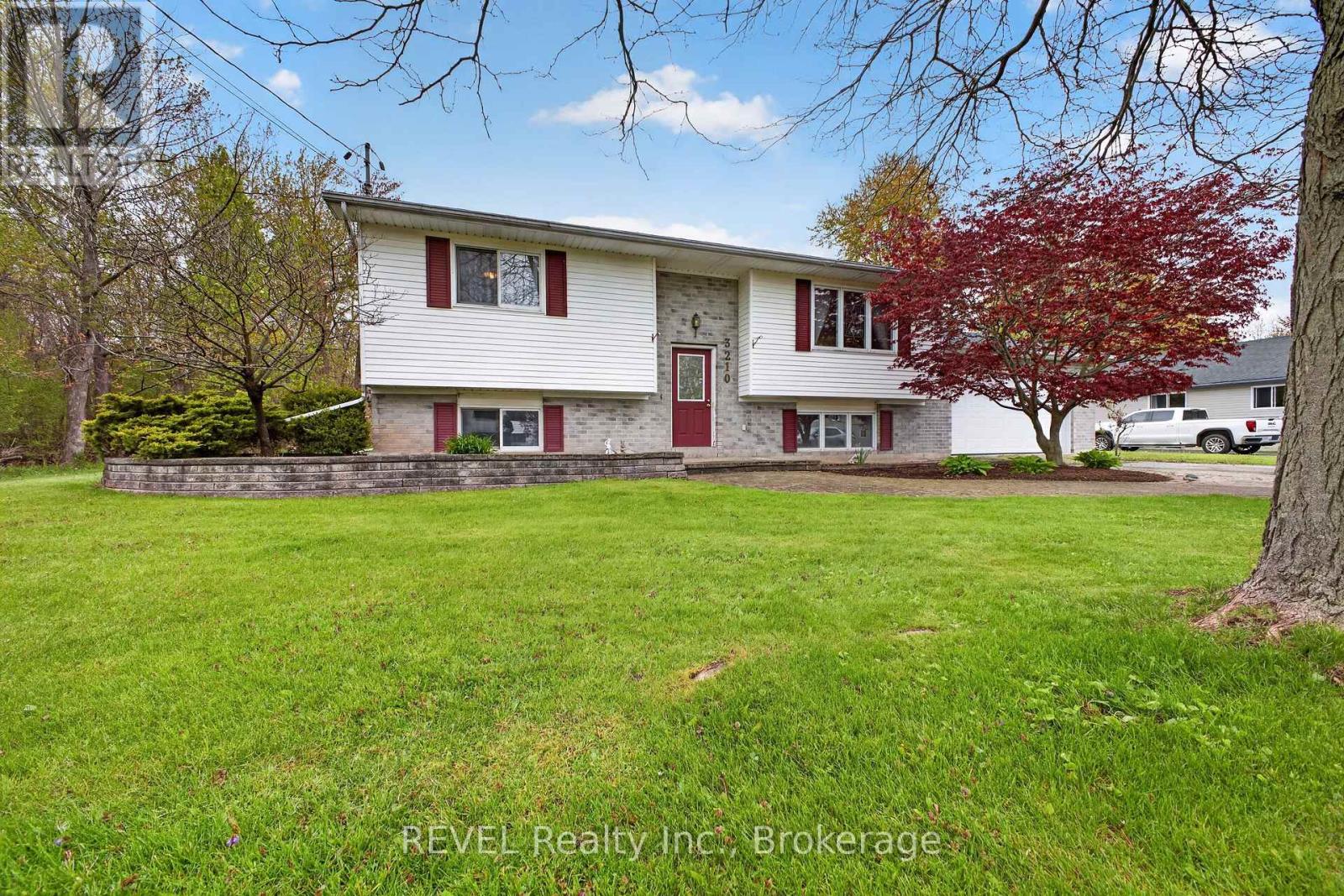 Detached at 3210 BETHUNE AVENUE, Fort Erie (Ridgeway)