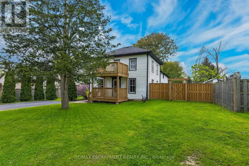Detached at 35 OTTAWA STREET S, Haldimand