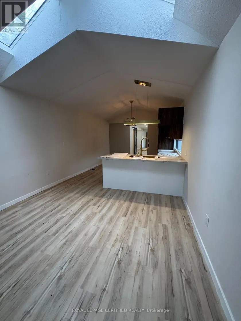 Detached at 5759 ROBINSON STREET, Niagara Falls (Dorchester)