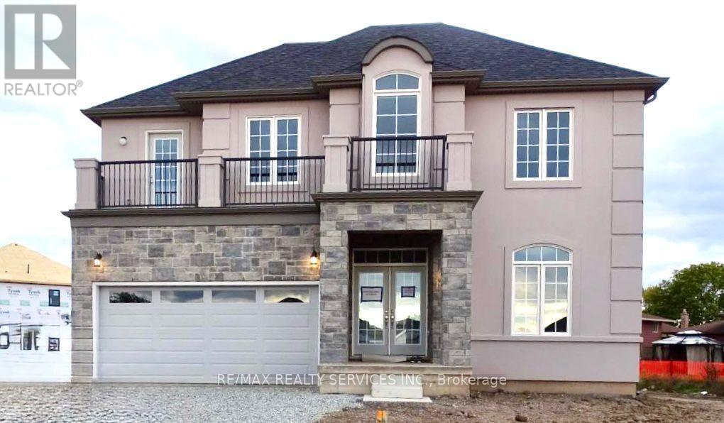 Detached at 204 BETHUNE AVENUE, Welland (Lincoln/Crowland)