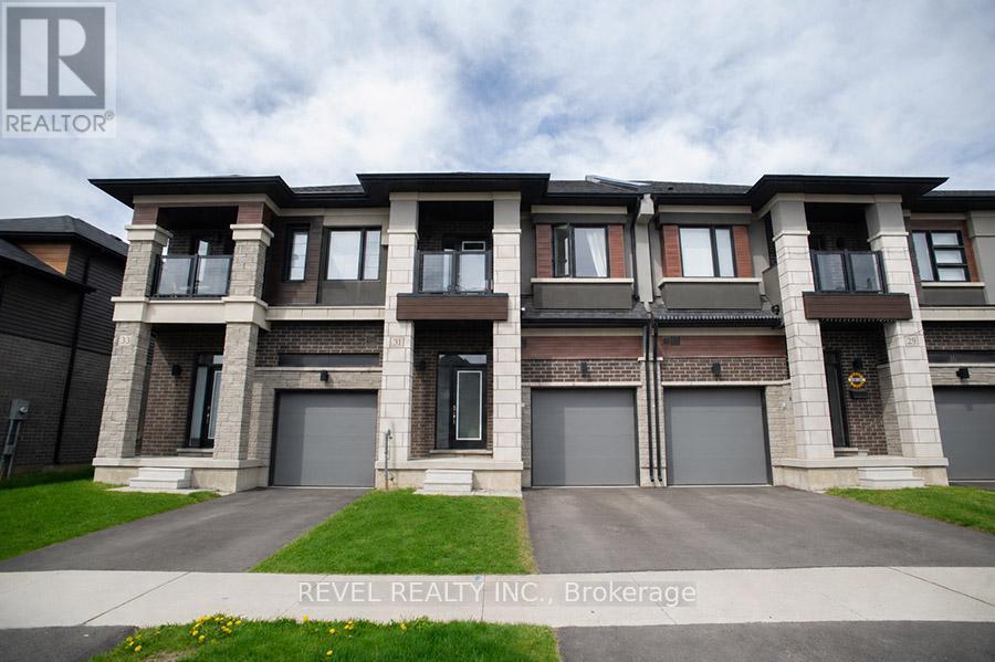 Townhouse at 31 WAKELING DRIVE, Brantford