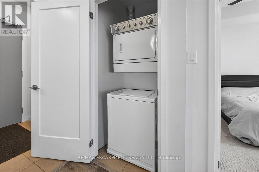 Apartment at 516 - 10 CONCORD PLACE, Grimsby