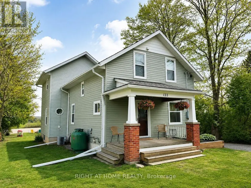 Detached at 123 JOHN STREET, Kawartha Lakes