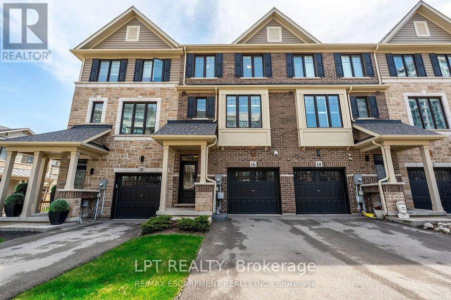 Townhouse at 16 PLACE POLONAISE DRIVE, Grimsby