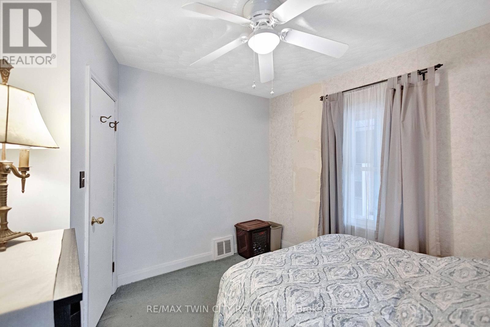 Detached at 140 TERRACE HILL STREET, Brantford