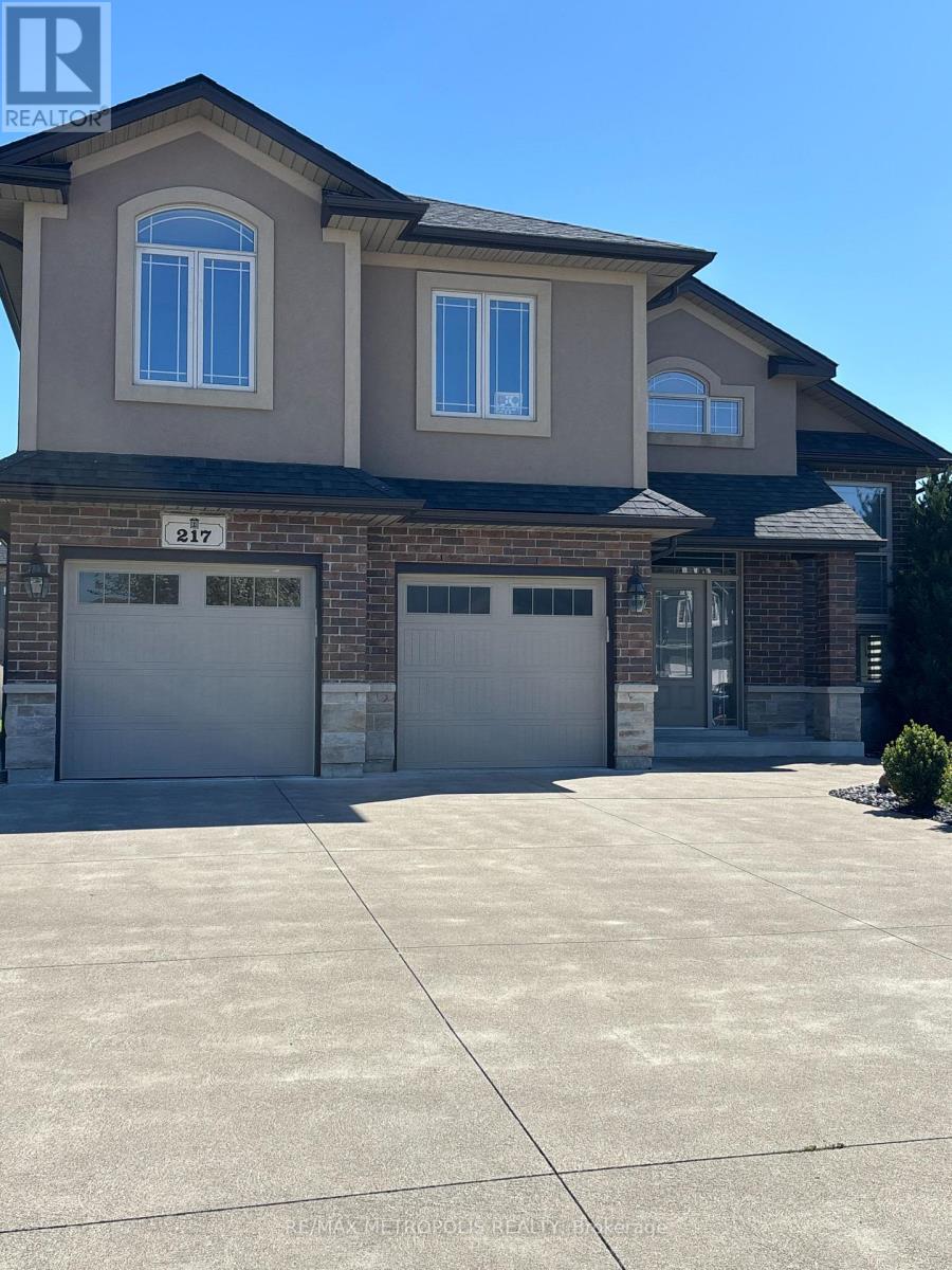 Detached at 217 JASMINE DRIVE, Lakeshore