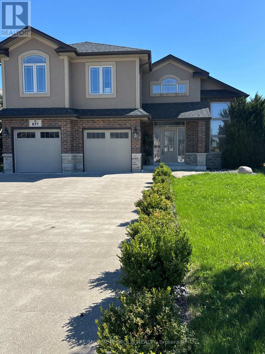 Detached at 217 JASMINE DRIVE, Lakeshore