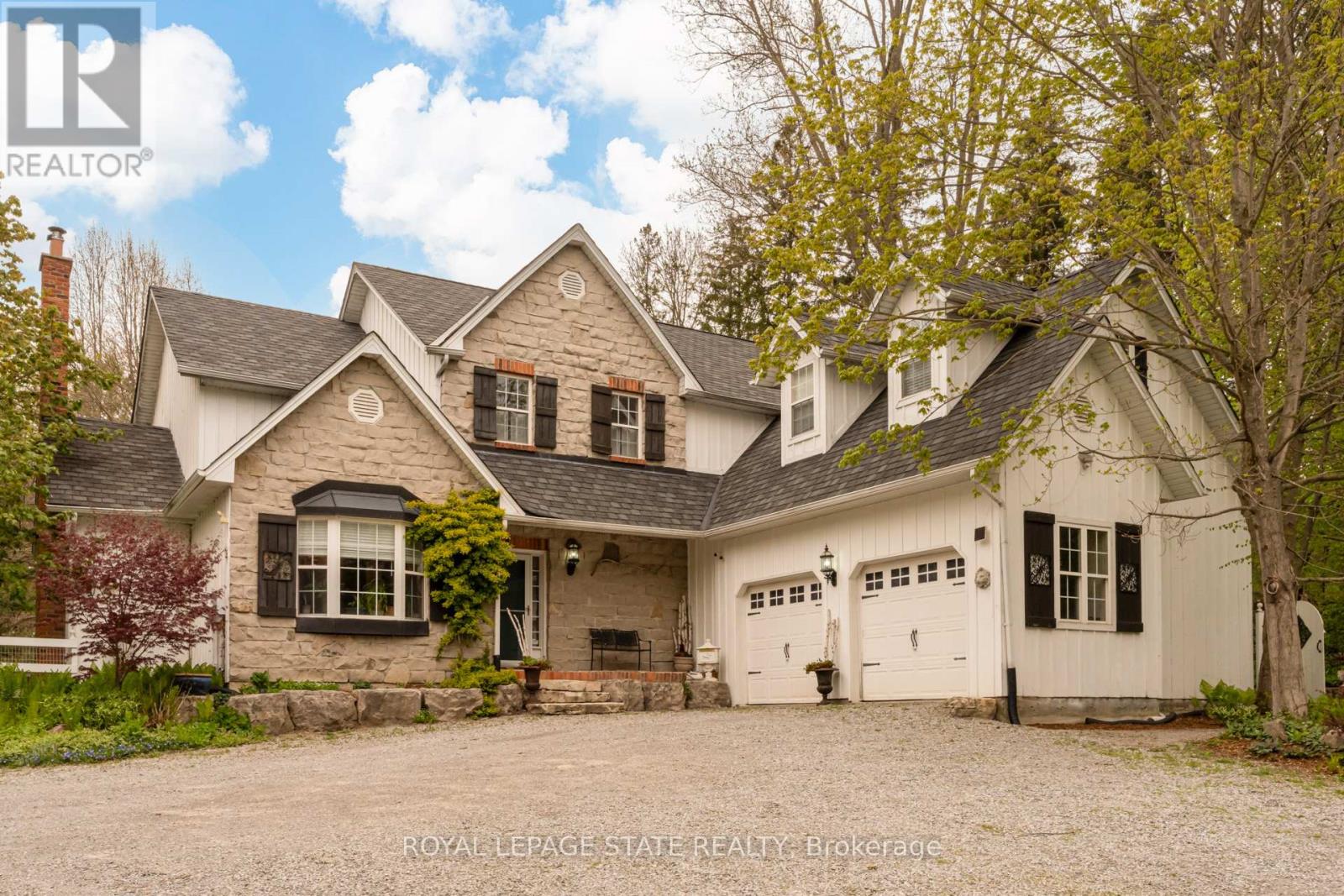Detached at 1097 MINERAL SPRINGS ROAD, Hamilton