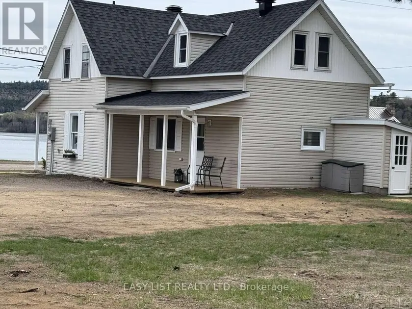Detached at 104 SIBERIA ROAD, Madawaska Valley
