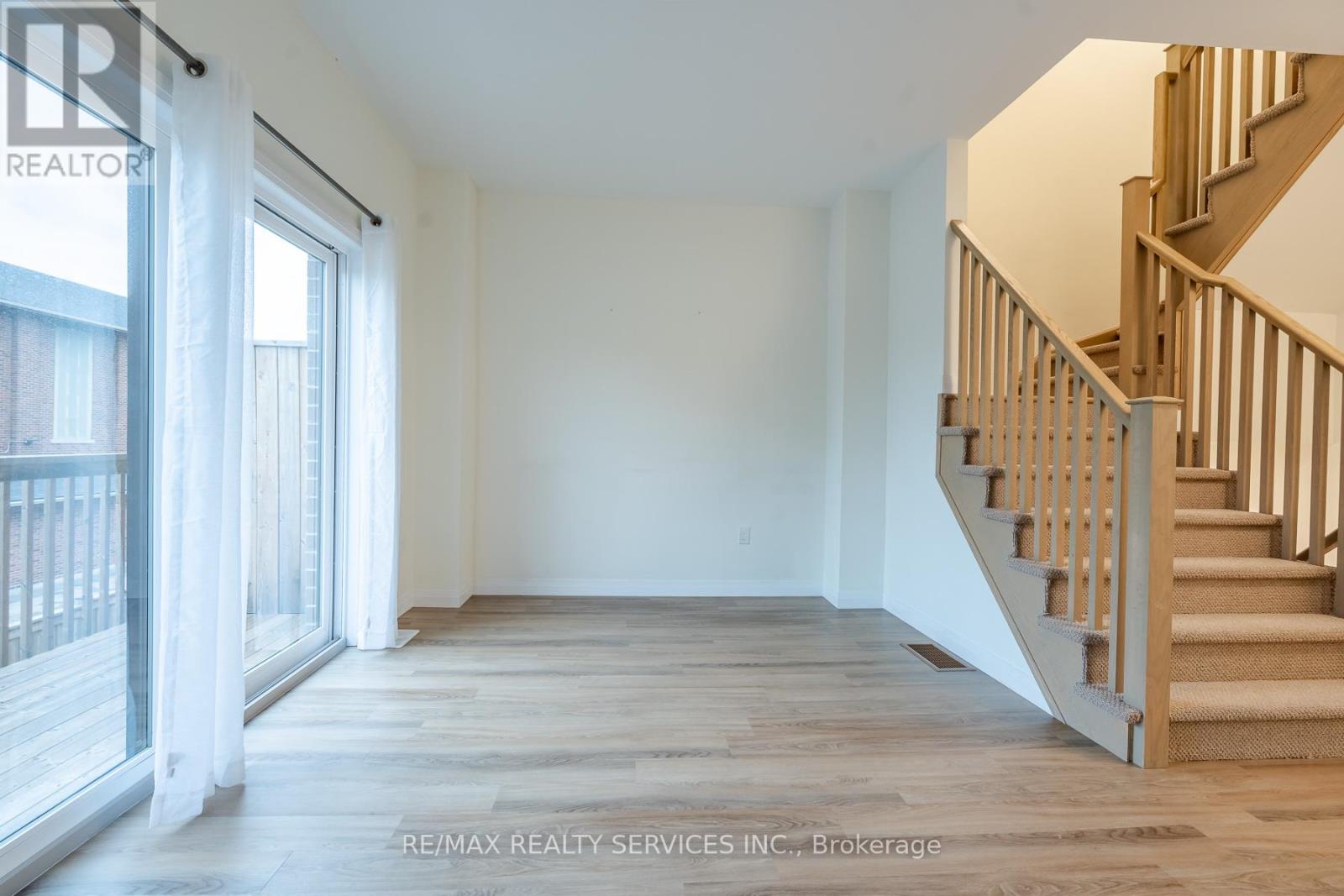 Townhouse at 12 - 270 MELVIN AVENUE W, Hamilton