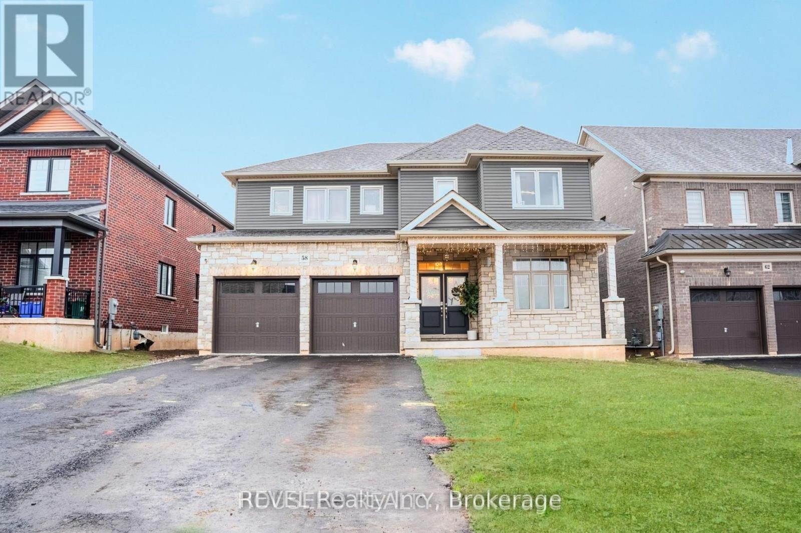 Detached at 58 ORIOLE CRESCENT, Port Colborne (Main Street)