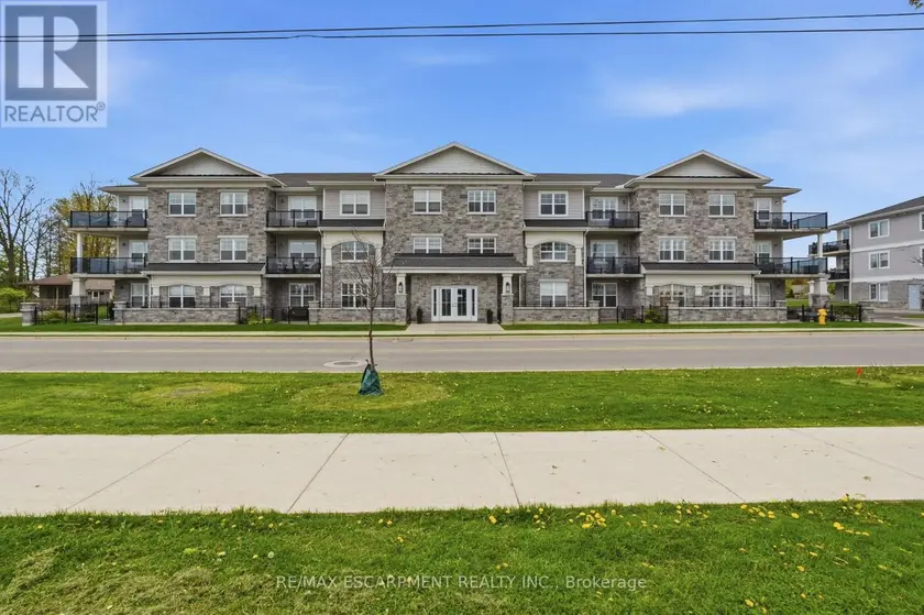 Apartment at 208 - 67 HADDINGTON STREET, Haldimand
