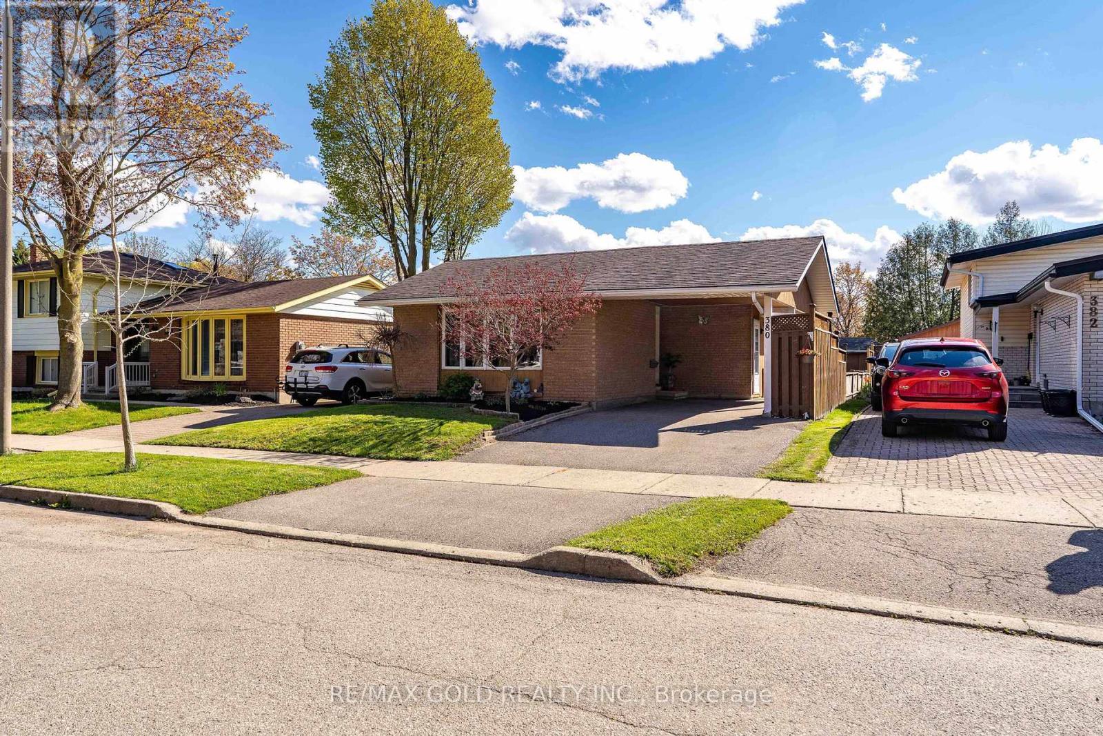 Detached at 380 GRANGEWOOD DRIVE W, Waterloo