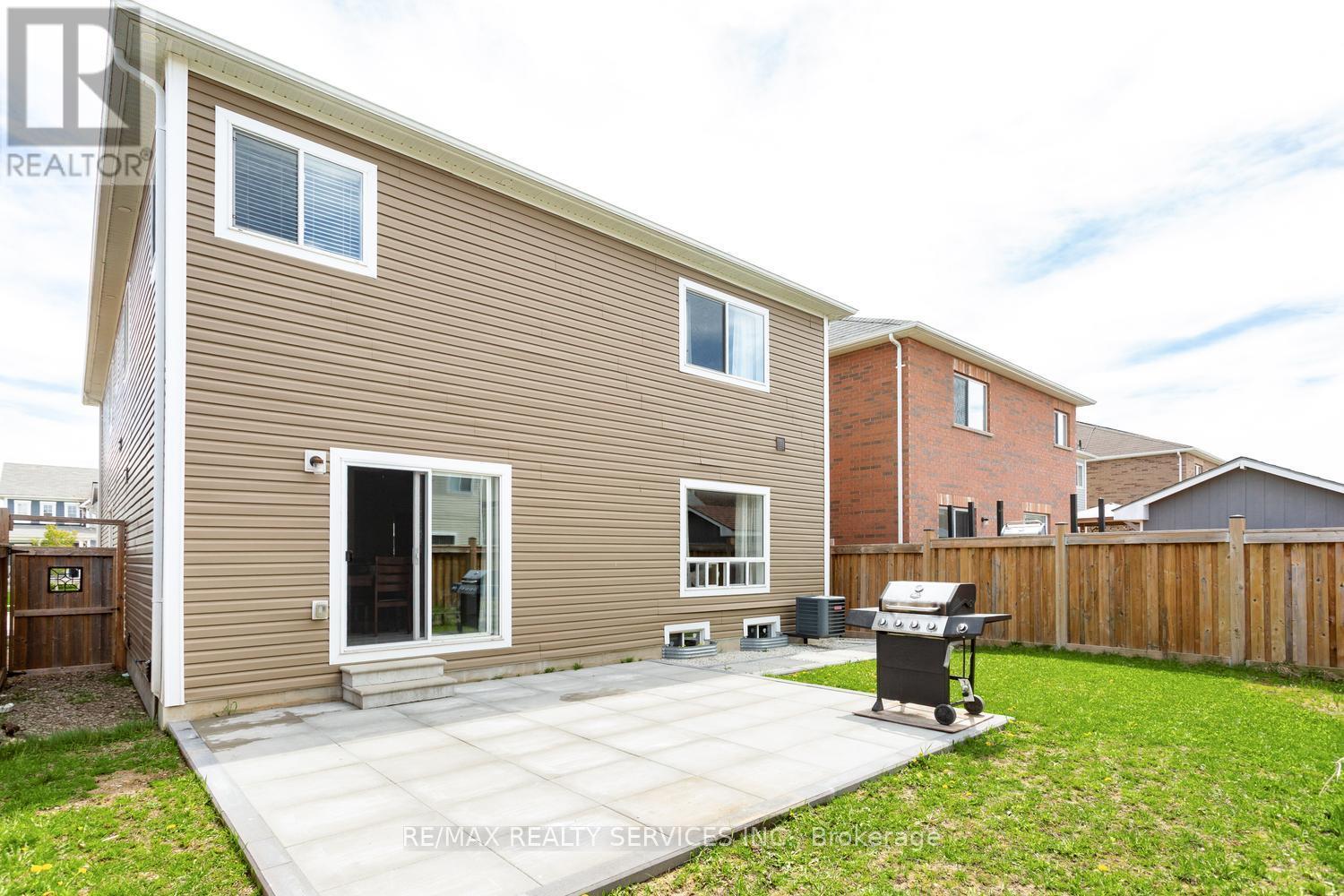Detached at 666 HAMMOND STREET, Shelburne