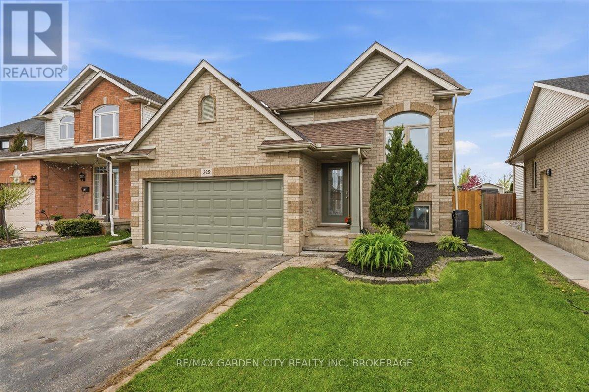 Detached at 325 WINTERBERRY BOULEVARD, Thorold (Confederation Heights)