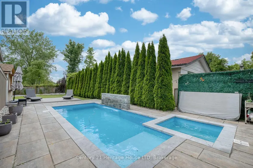 Detached at 6021 MONTROSE ROAD, Niagara Falls
