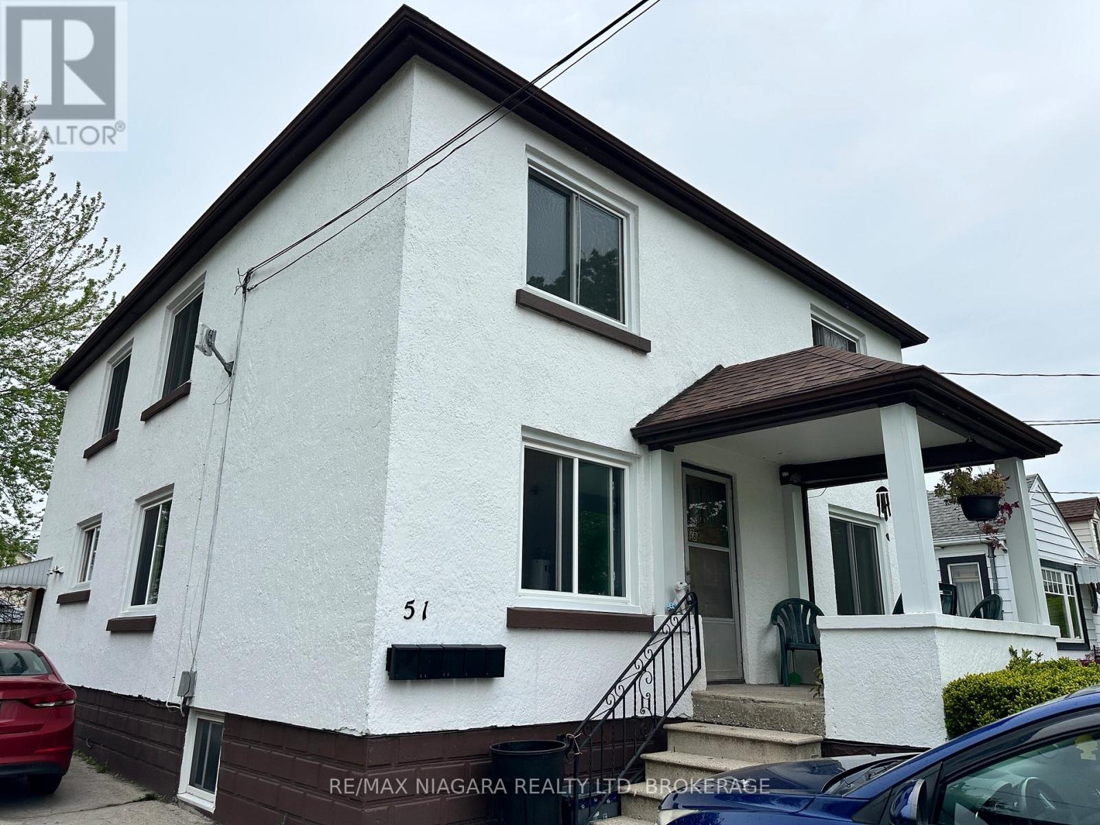 Multiplex at 4 - 51 LYONS AVENUE, Welland (Lincoln/Crowland)