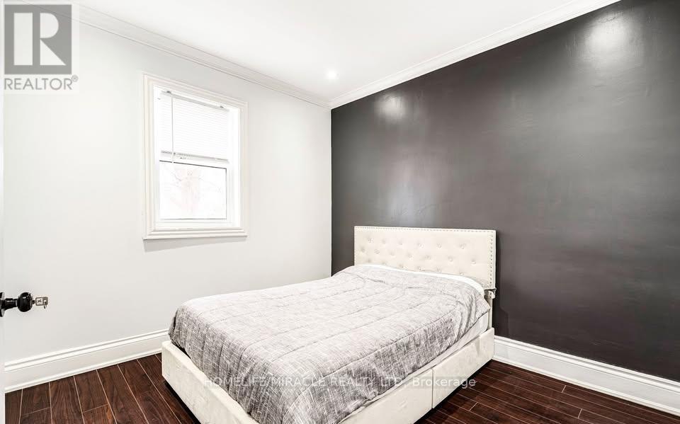 Detached at 88 NIAGARA STREET, Hamilton
