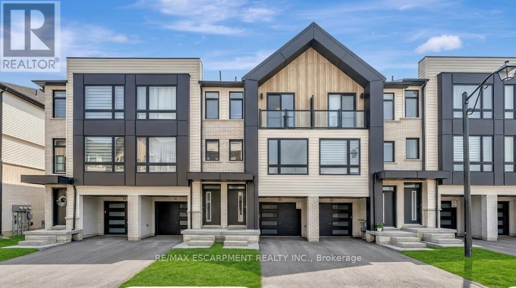 Townhouse at 90 - 55 TOM BROWN DRIVE, Brant (Paris)