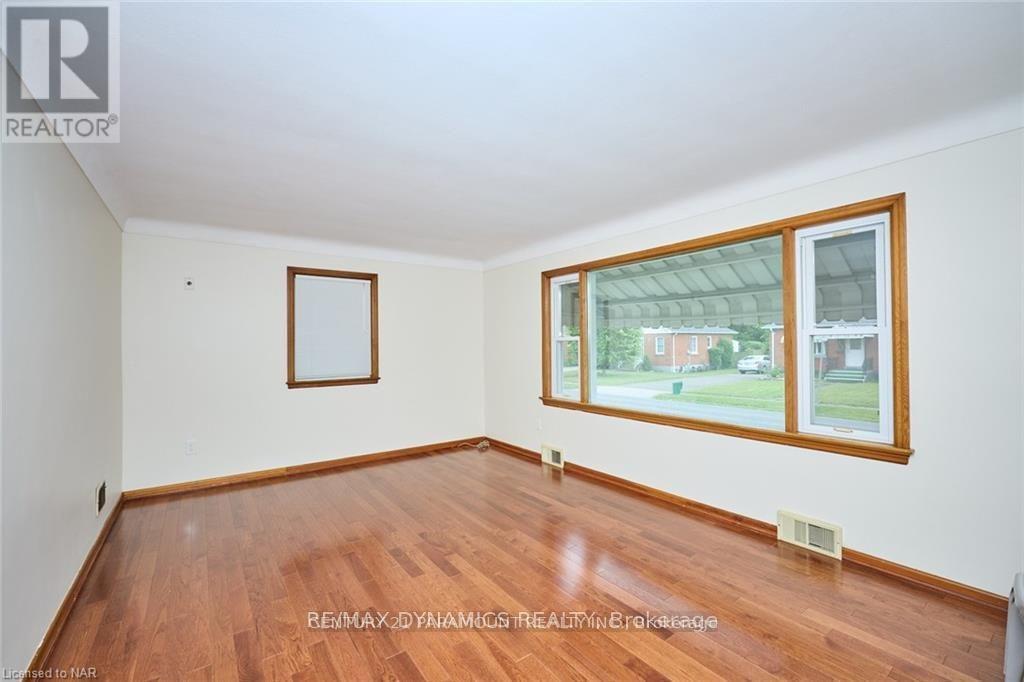 Detached at 6299 MURRAY STREET, Niagara Falls
