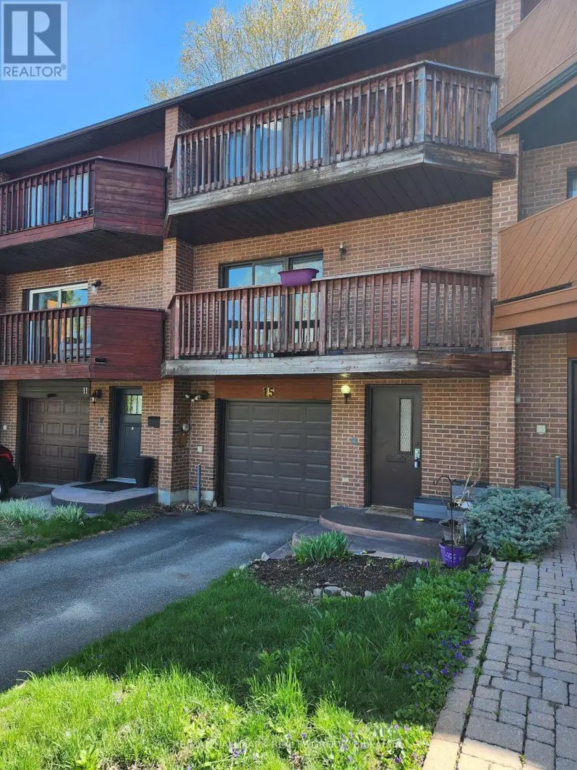 Townhouse at 15 BIRCHDALE AVENUE, Ottawa