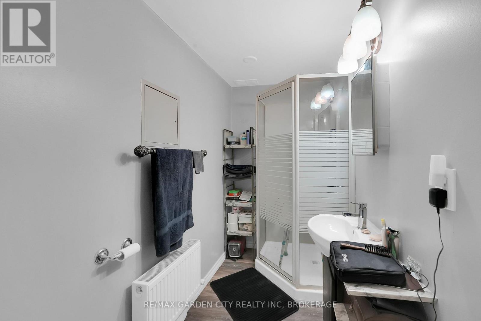Multiplex at 213 GENEVA STREET, St. Catharines