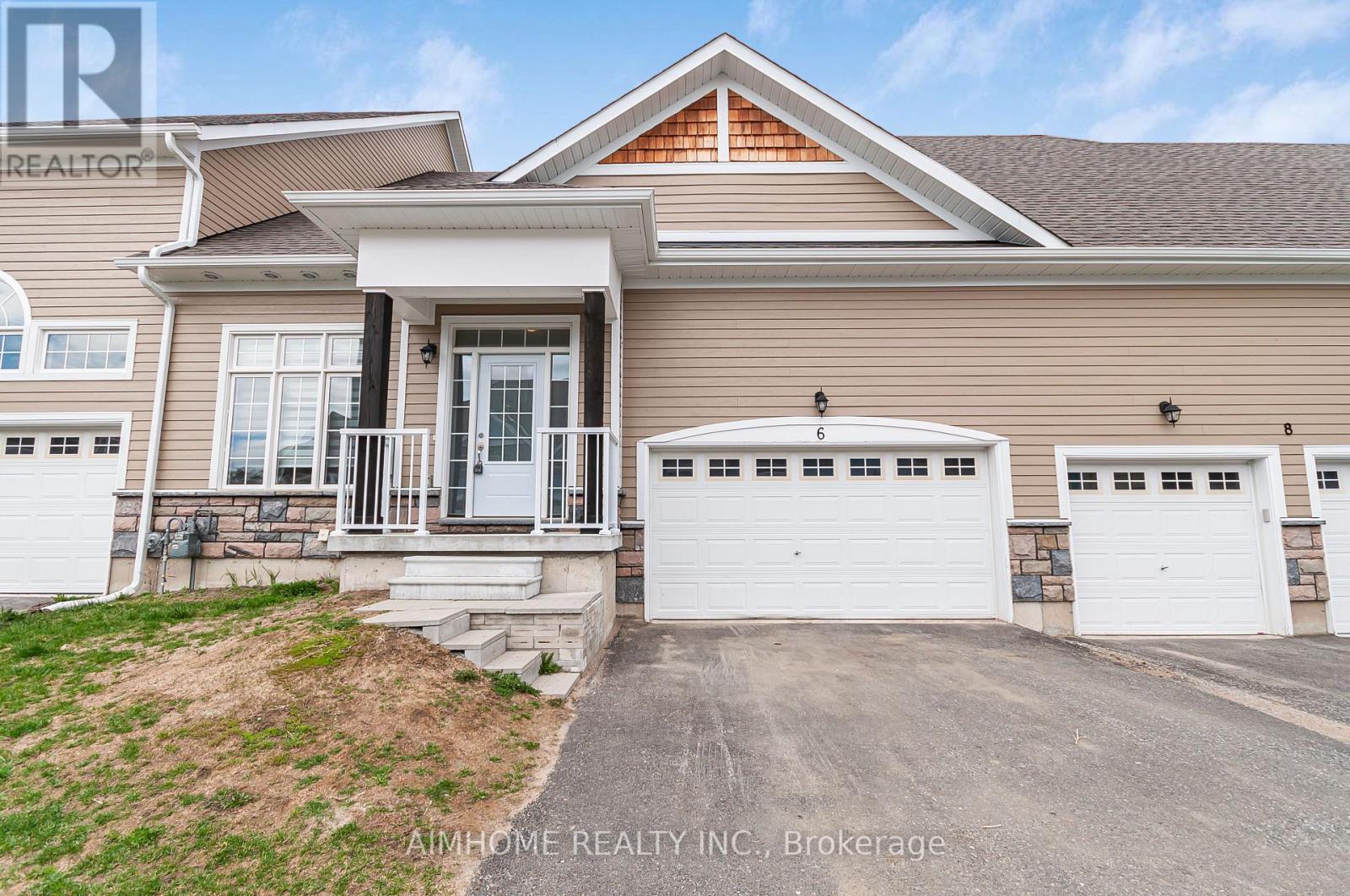 Townhouse at 6 PRESCOTT CRESCENT, Bracebridge (Monck (Bracebridge))