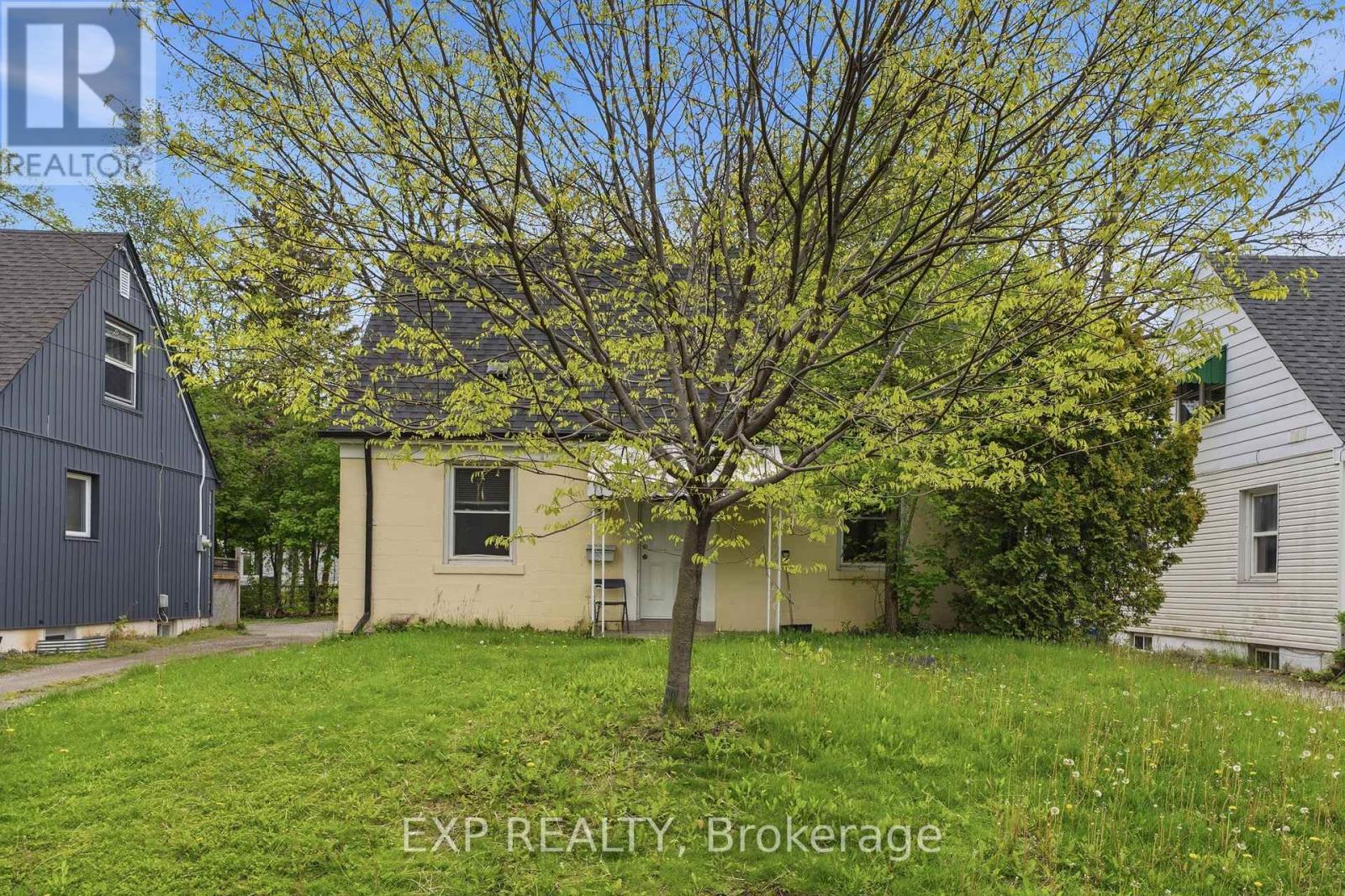 Detached at 139 DALEWOOD AVENUE, Hamilton (Ainslie Wood)