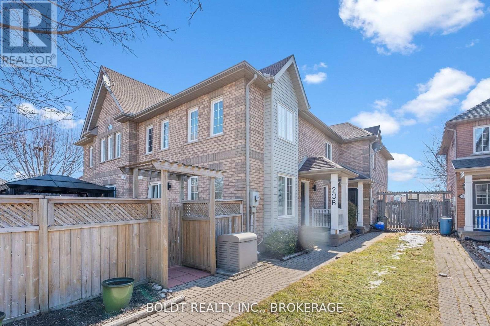 Townhouse at 20 B BROWN DRIVE, St. Catharines (Rykert/Vansickle)