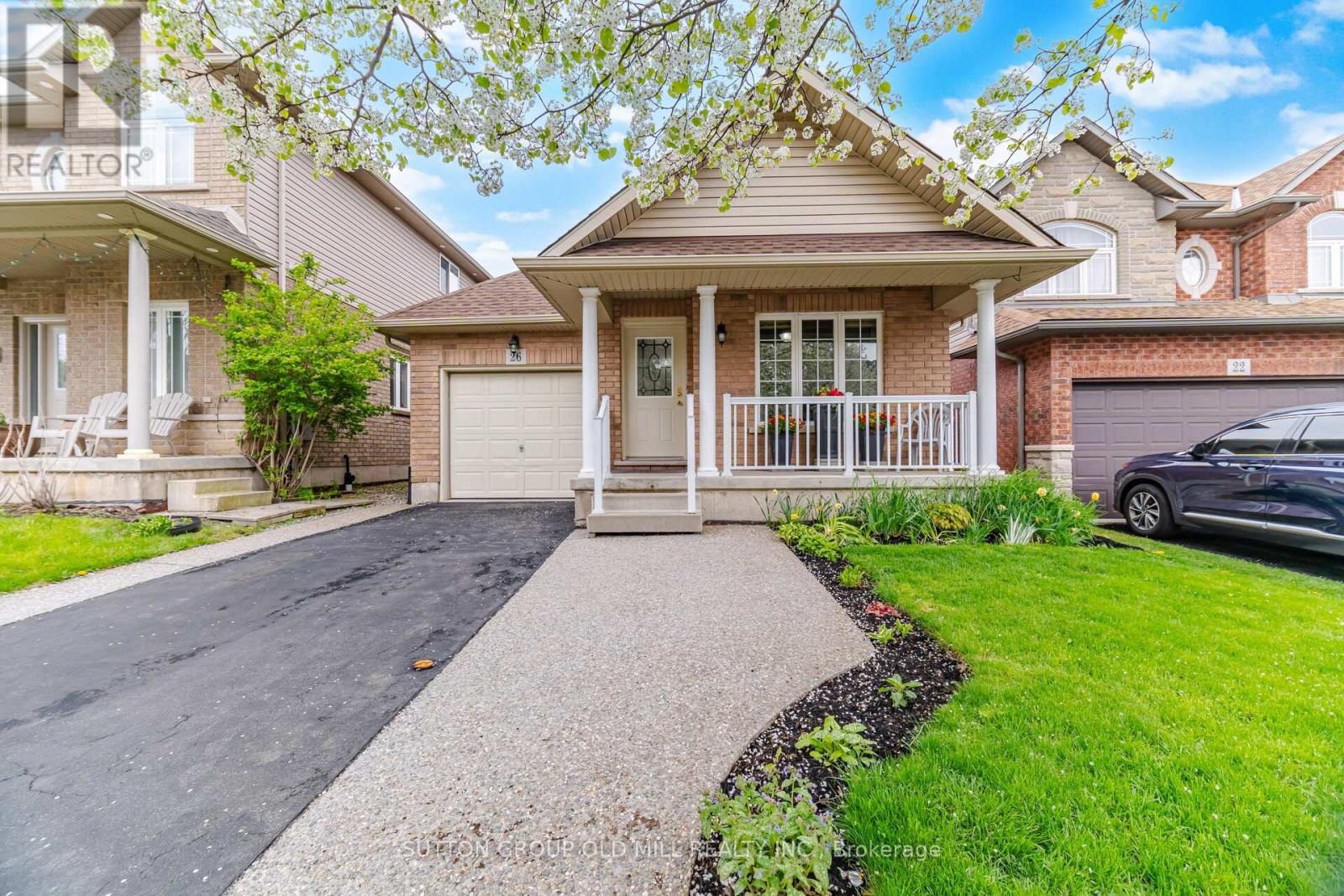 Detached at 26 EDNA AVENUE, Hamilton