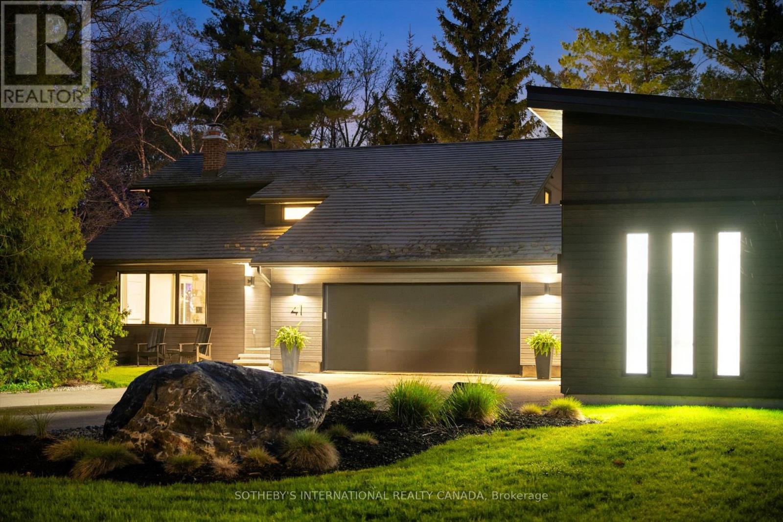 Detached at 41 MISTY RIVER DRIVE, Woolwich